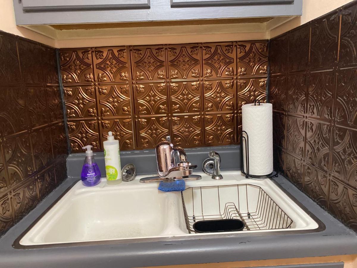 Boho-Chic Studio - Unit 1 布卢明顿 外观 照片